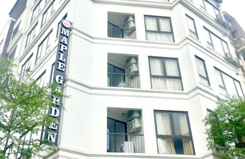 Dich Vong Hau Hotel | Maple Garden