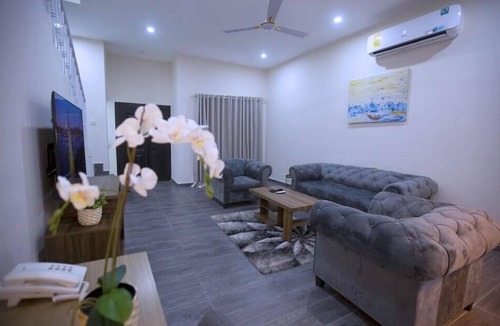Accra Hotel | Maple Homes