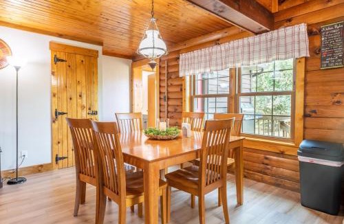 Millersburg House | Maple Leaf Cabin