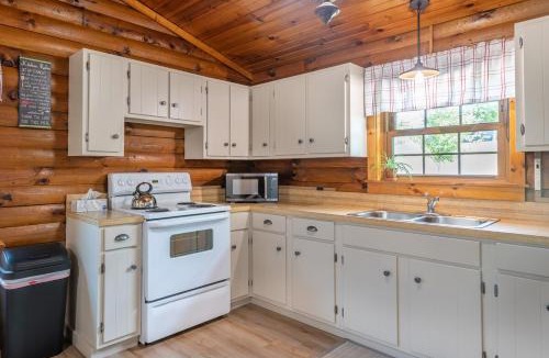 Millersburg House | Maple Leaf Cabin
