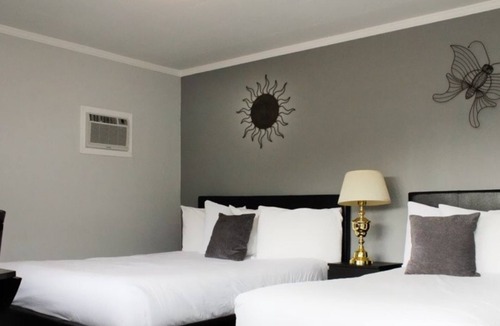 Oliver Hotel | Maple Leaf Motel & RV Resort