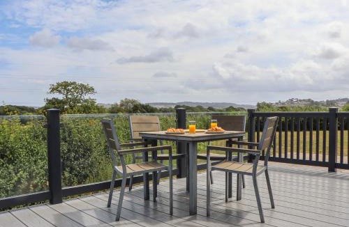Teigngrace House | Maple Lodge