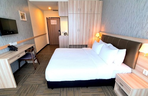 Batu Pahat Hotel | Maple Lodge