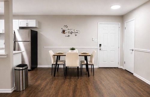 Shannon Apartment | Maple & Main Hoover | Modern 2BR Escape