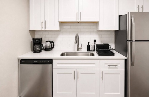 Shannon Apartment | Maple & Main Hoover | Modern 2BR Escape