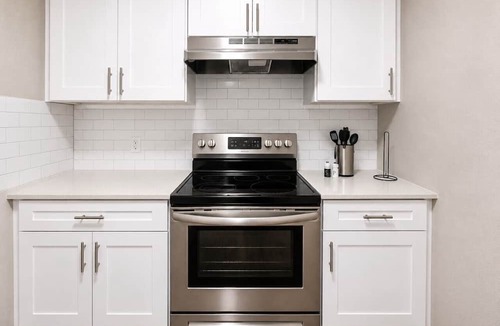 Shannon Apartment | Maple & Main Hoover | Modern 2BR Escape 2E