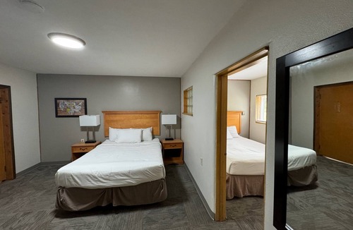 Munising Hotel | Maple Ridge Motel
