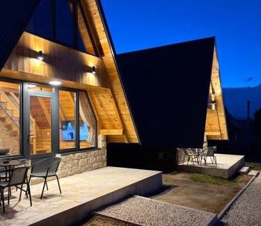 Virak House | Maple Valley