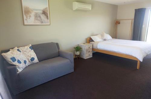 Upper Moutere Apartment | Mapua Hills Hideaway