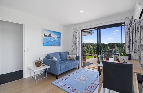 Redwood Valley House | Mapua View - Mapua Holiday Unit