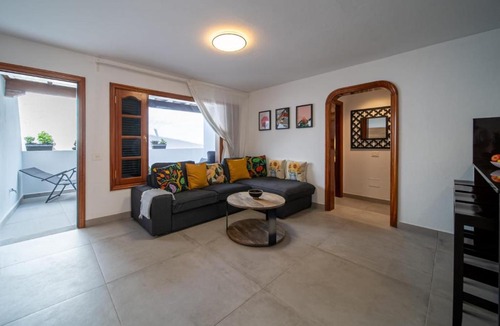 Playa Honda Apartment | Mar