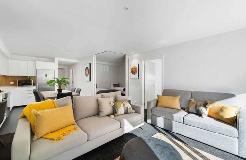 Arthur's Point Apartment | Mara Apartment at the base of Coronet Peak