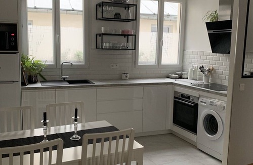 Saint-Gervais Apartment | Marais Magic - Calm & bright - Rue des Rosiers Paris 4th