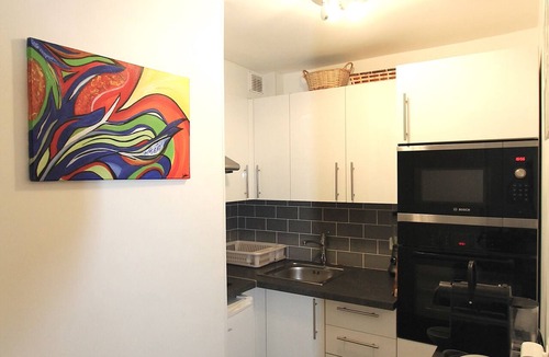 Marais Condo | Marais - Sicile - Sainte Croix de la Bretonnerie -Gay Paris
