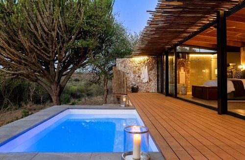 Jozini Cabin | MaraKaya Safari Lodge