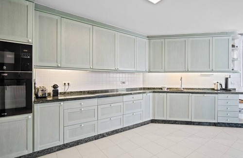 Marbella Seafront Promenade Apartment | Marbella 2000 Penthouse - 3 bed Penthouse frontline beach!