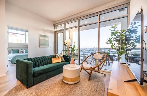 Waterfront Apartment | @ Marbella Lane - Aesthetic 2BR w/Ocean views