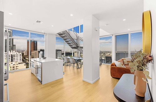 Waterfront Apartment | @Marbella Lane - Chic 2BR Penthouse w/Ocean views