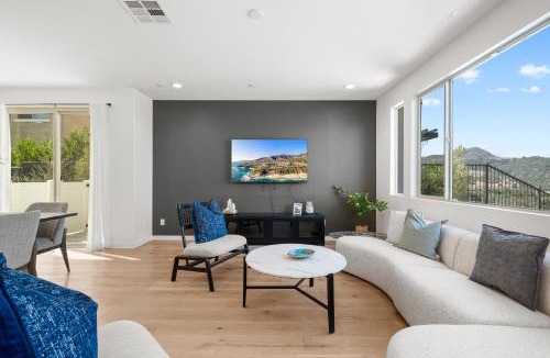San Juan Capistrano House | #Marbella Lane - Curated 5BR in Upscale RMV Haven