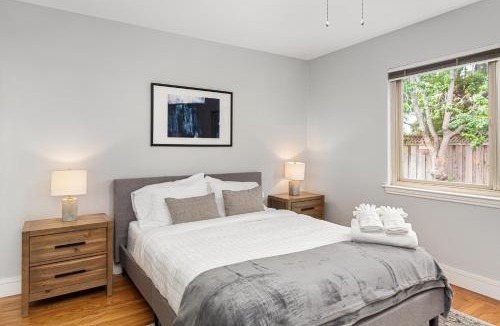 San Jose House | #Marbella Lane - Immaculate & Cozy 3BR Home 12-Min to Levi's