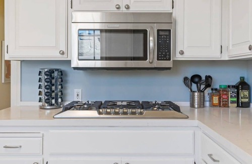 Redwood City House | @ Marbella Lane - Modern and Sleek Home in Redwood