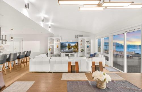 Sharp Park House | Marbella Lane-Oceanfront Retreat w Stunning View