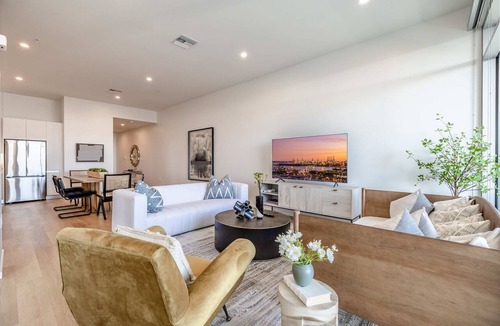 Waterfront Apartment | @ Marbella Lane - Panoramic Delight Dream Escape!