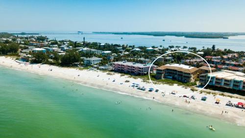 Bradenton Beach Apartment | Marbella Villa 03 - 1713930