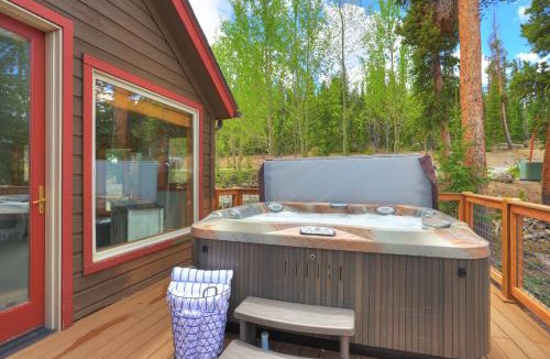 Woodmoor House | Marble Mountain Retreat, luxury stay in Breckenridge for 12 with stunning mountain views