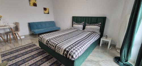 Sector 3 Apartment | Marble Studio