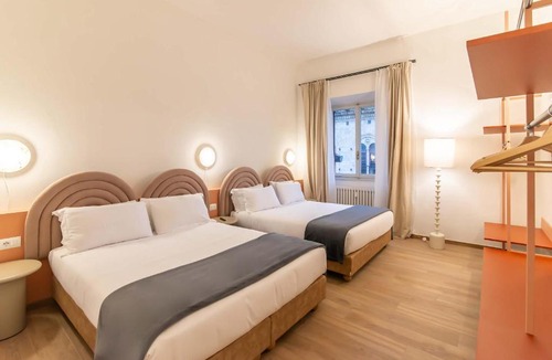 Duomo Apartment | Marble with view MDR Apartments Collection