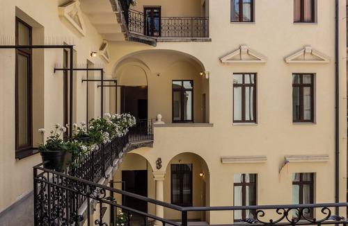 Corvin negyed Apartment | Marbles Residence