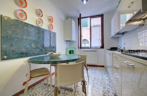 Castello Apartment | MARCO Canal-views