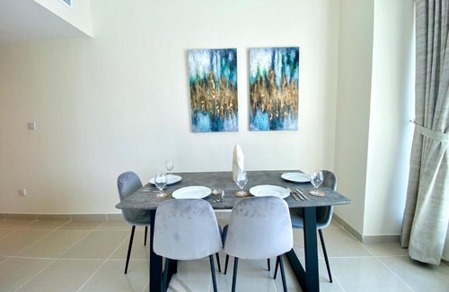Jumeirah Lake Towers Apartment | Marco Polo - Charming & Vibrant Apartment in JLT
