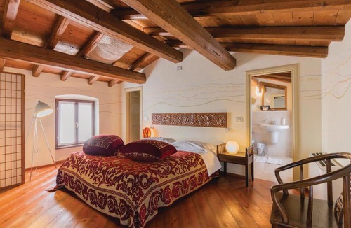 Castellaro Lagusello Apartment | Marco Polo