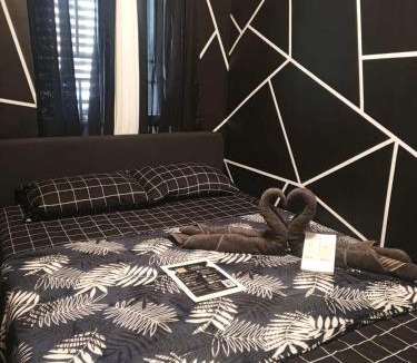 Cabanatuan House | Marcus Tiny House - Black&White in Cabanatuan City
