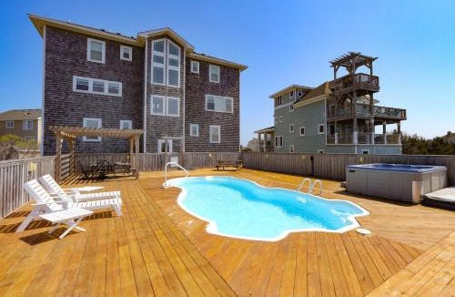 Waves House | Mardi Gras 556