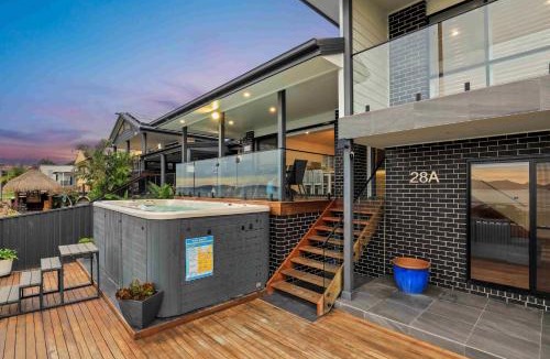 Tanilba Bay House | Marea at Tanilba Bay