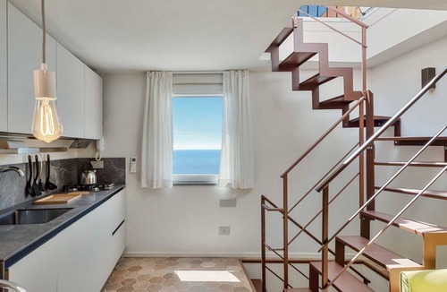 Volastra Apartment | MareAmore – Your refuge overlooking the Cinque TerreWelcome to MareAmore, a delightful holiday home located in Volastra, a picturesque panoramic town in the municipality of Riomaggiore, immersed in the tranquility and breathtaking beauty of the Cinque