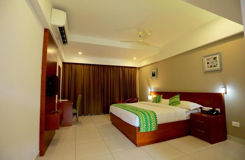 Erattupetta Hotel | MAREENA