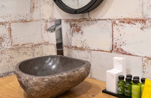 Vittorio Emanuele Bed & Breakfast | Mareluna Rooms