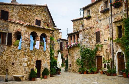 Montemerano Apartment | Maremma Castle Apartment