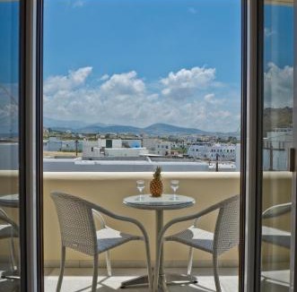 Naxos Town Apartment | Margo Studios