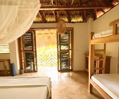 El Porvenir House | Maria Moñitos Hostel