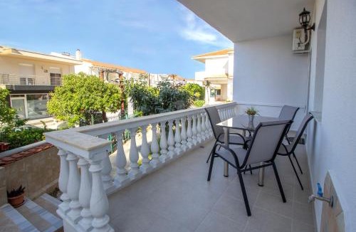 Polichrono Apartment | Maria Rooms