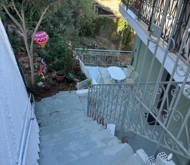 Frinion Apartment | Maria's Cottage