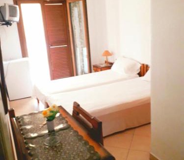 Ireon House | Marialena Pension