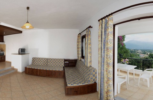 Dassia House | Marialice Apartments