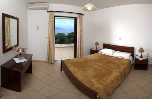 Dassia House | Marialice Apartments