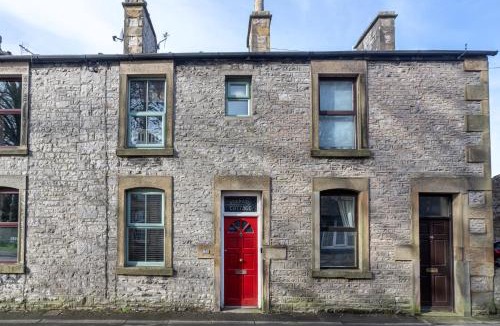 Ingleton House | Marian Cottage